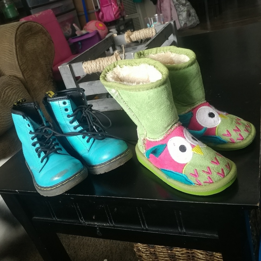 Two pairs of shoes sold as a set